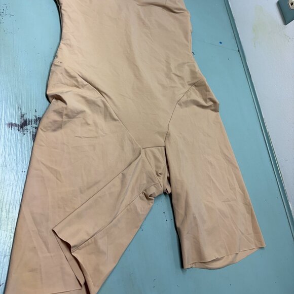 Maidenform size XL Tummy Control Shapewear Bodysuit Anti-Static Fabric - Picture 5 of 6